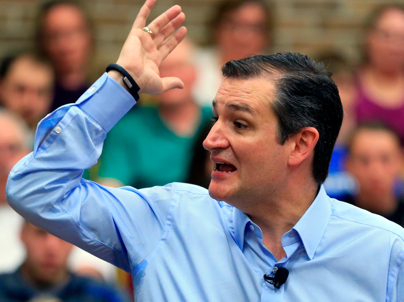 Illustration for article titled Ted Cruz Doesn't Know What to Do With His Arms